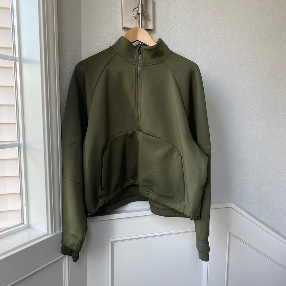 Nike cropped half zip